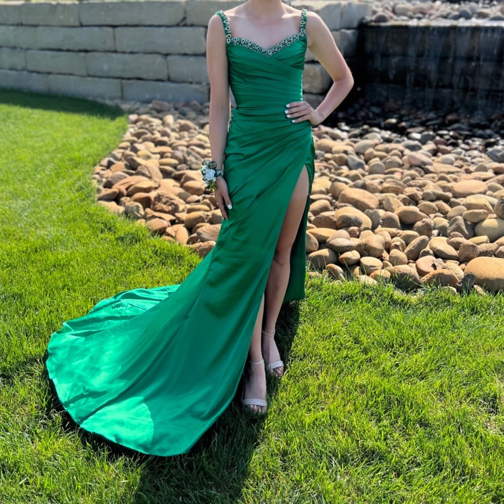 Ashley Lauren prom dress